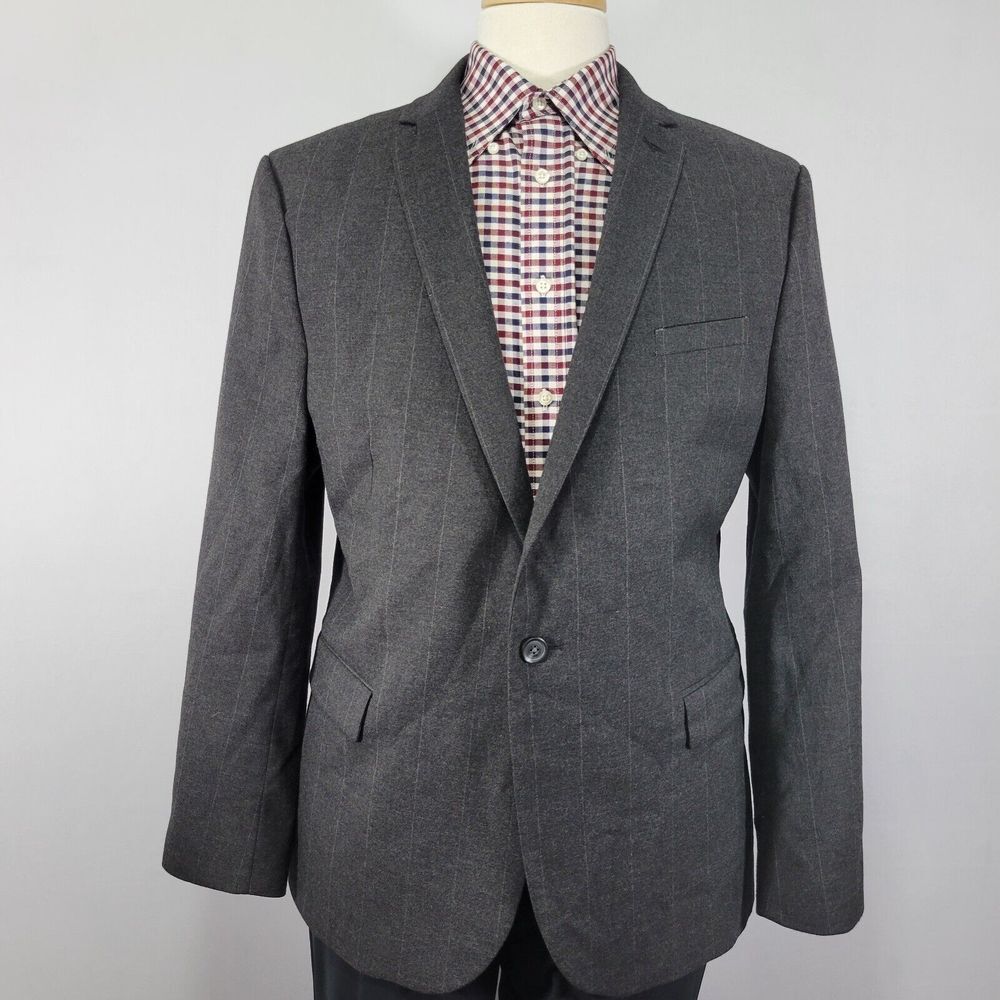 J.Ferrar Mens Sport Coat Blazer One Button‎ Gray Striped Flannel Poly 46R Slim